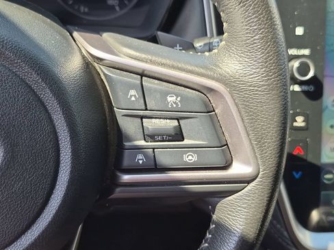 Used 2025 Subaru Outback Premium AWD/4WD image 22