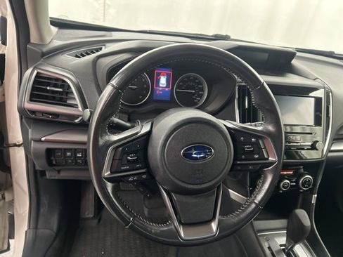 Used 2022 Subaru Forester Premium image 7