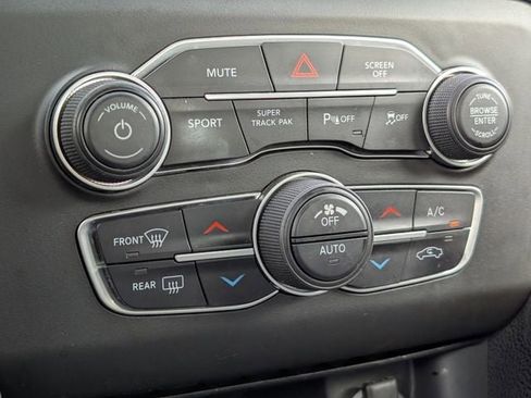 Used 2022 Dodge Charger R/T RWD image 19