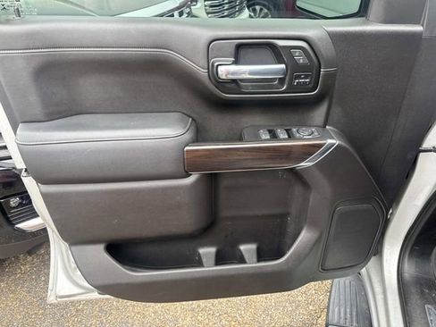 Used 2021 GMC Sierra 1500 SLT image 24
