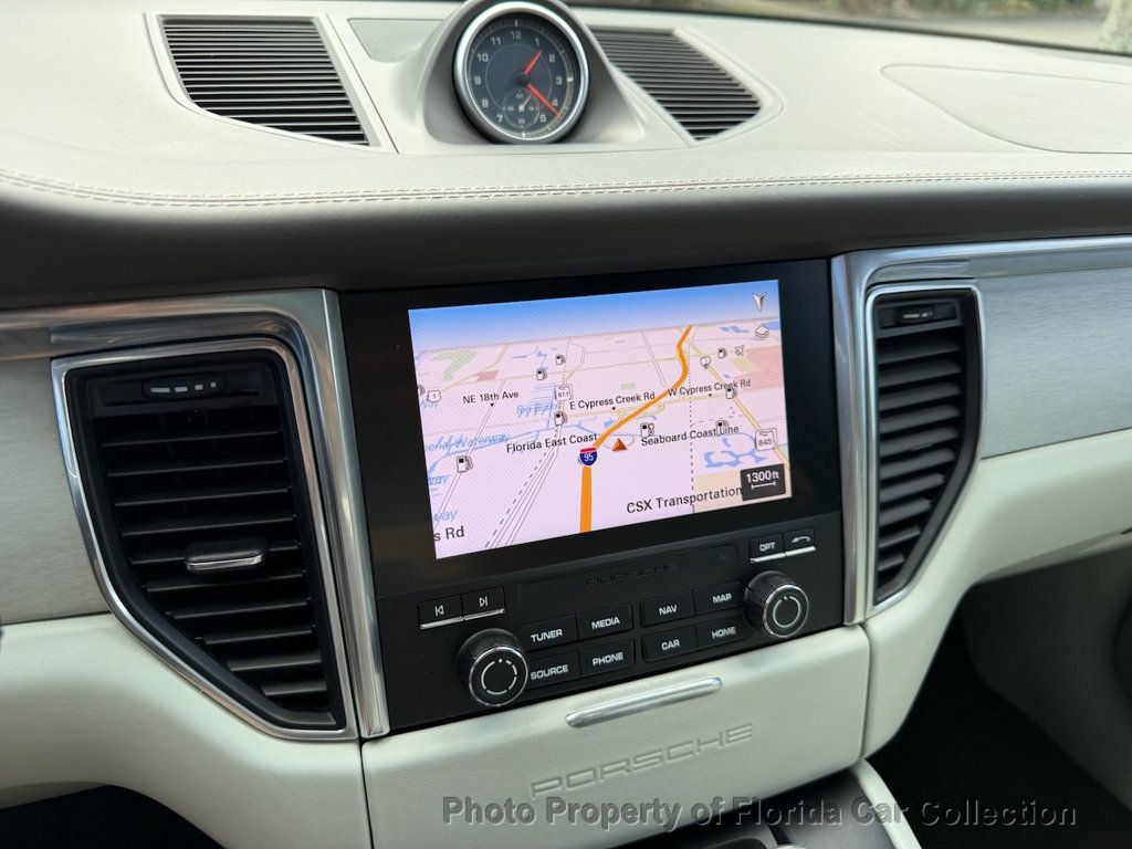Used 2017 Porsche Macan S AWD/4WD image 46