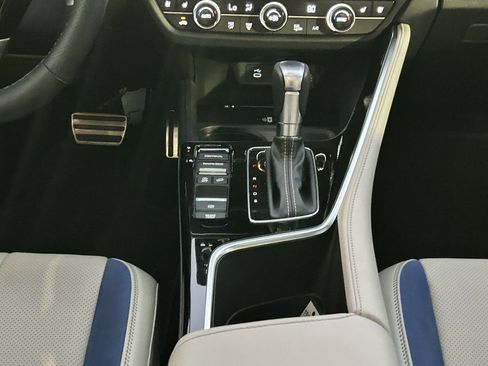 Used 2025 Acura ADX A-Spec image 17