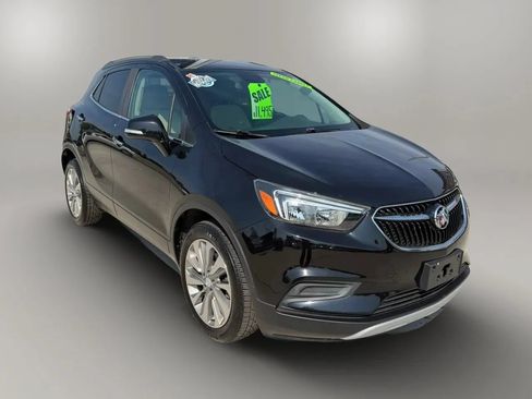 Used 2019 Buick Encore Preferred FWD image 1