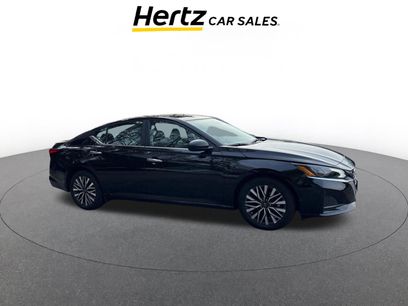 Used 2025 Nissan Altima 2.5 SV