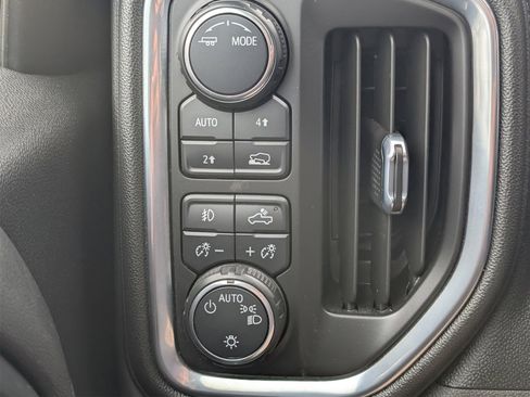 Used 2020 Chevrolet Silverado 1500 RST w/ All-Star Edition image 14