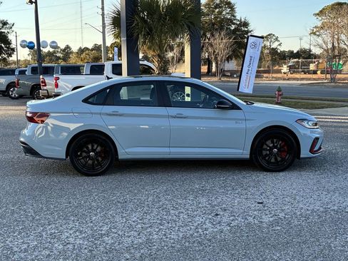 New 2026 Volkswagen Jetta GLI Autobahn image 8