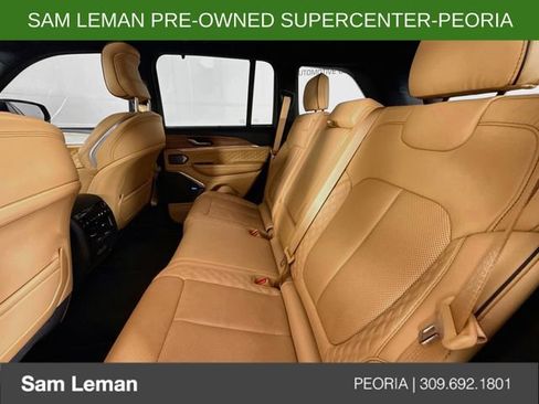 Used 2025 Jeep Grand Cherokee Summit AWD/4WD image 26