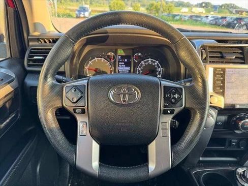 Certified 2020 Toyota 4Runner SR5 Premium AWD/4WD image 87