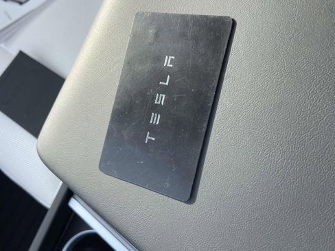 Used 2026 Tesla Model Y 2WD image 30