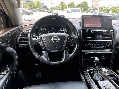Used 2023 Nissan Armada Platinum w/ Captain's Chairs Package AWD/4WD image 18