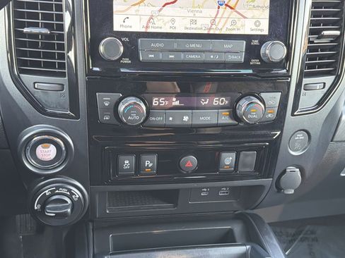 Used 2022 Nissan Titan PRO-4X w/ Off Road Protection Package image 21