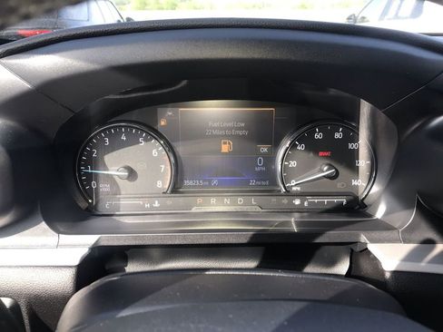 Used 2023 Ford Explorer XLT w/ Equipment Group 202A AWD/4WD image 15