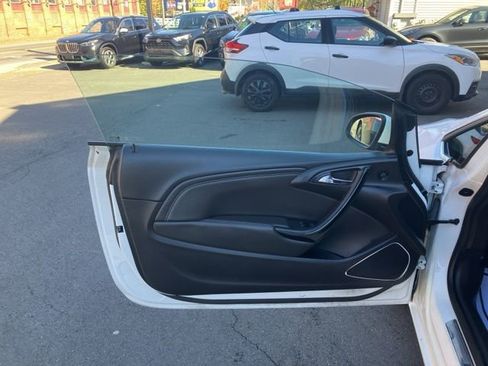 Used 2019 Buick Cascada Premium FWD image 14