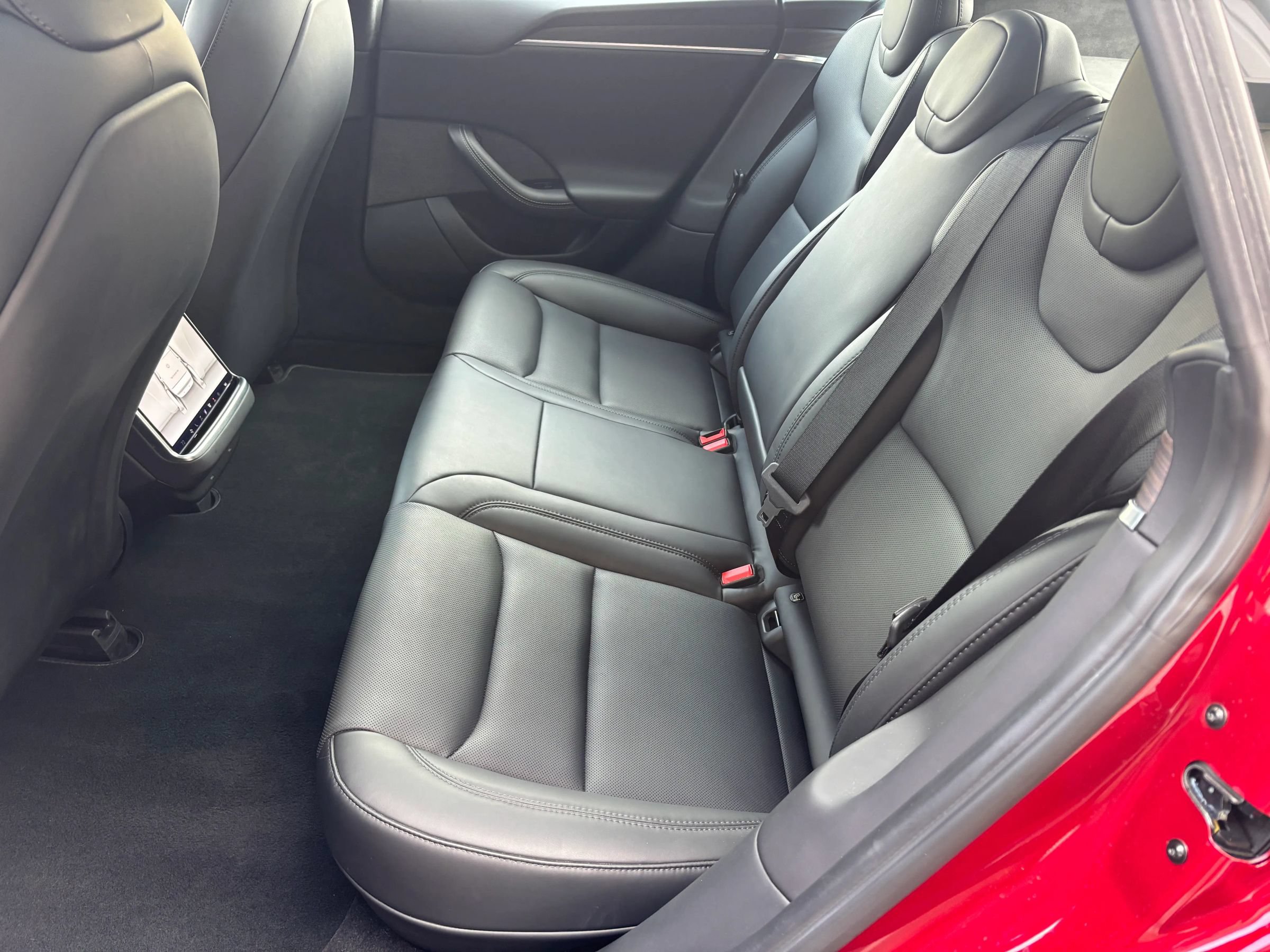 Used 2024 Tesla Model S AWD/4WD image 13