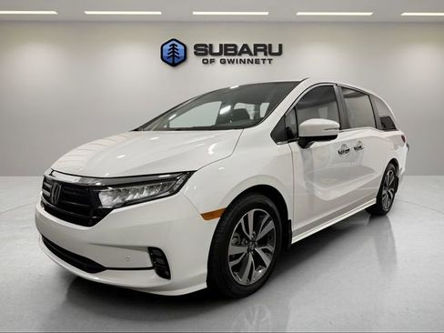 Used 2023 Honda Odyssey Touring image 1
