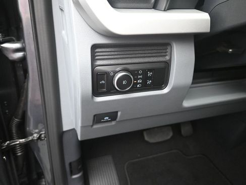New 2026 Ford F250 XLT w/ FX4 Off-Road Package AWD/4WD image 13