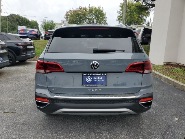 Certified 2024 Volkswagen Taos SE FWD image 5