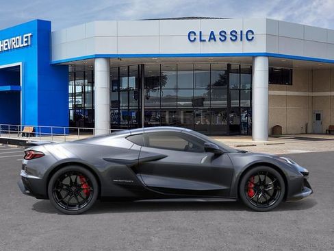 New 2027 Chevrolet Corvette Grand Sport RWD image 5