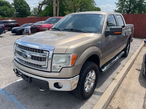 Used 2014 Ford F150 XLT w/ XLT Chrome Package image 2
