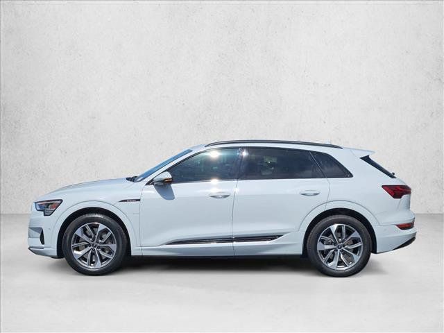 Used 2021 Audi e-tron Premium Plus w/ Premium Plus Package AWD/4WD image 9