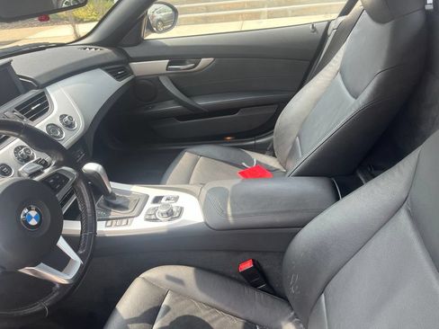 Used 2009 BMW Z4 sDrive30i RWD image 10