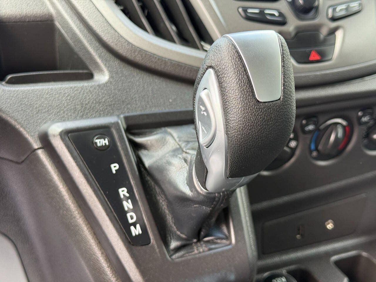Used 2015 Ford Transit 250 138 w/ Interior Upgrade Package RWD image 25
