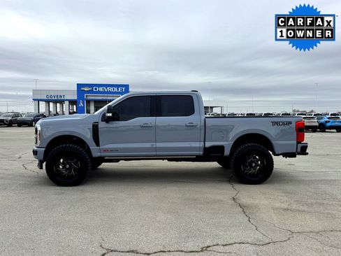 Used 2025 Ford F250 Platinum image 10