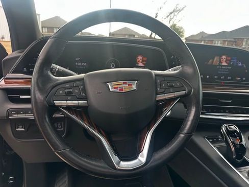 Used 2023 Cadillac Escalade ESV Premium Luxury AWD/4WD image 20
