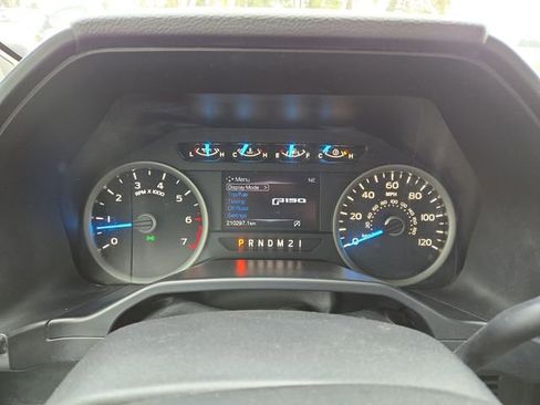 Used 2016 Ford F150 XLT w/ Equipment Group 301A Mid AWD/4WD image 20