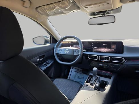 New 2026 Nissan Sentra SV w/ SV Convenience Package FWD image 9