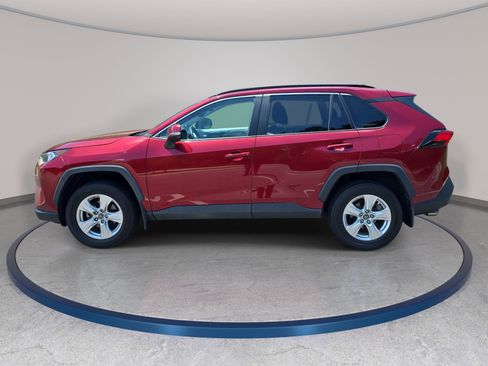 Used 2019 Toyota RAV4 XLE w/ Convenience Package AWD/4WD image 8
