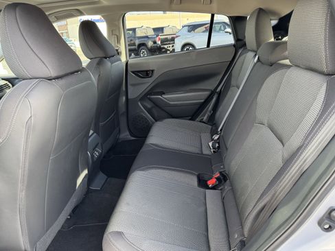 Used 2024 Subaru Crosstrek 2.0i Premium image 32