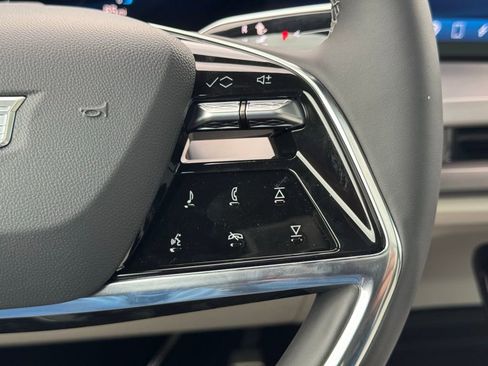 New 2026 Cadillac Vistiq Luxury image 28