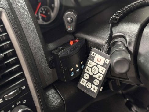 Used 2013 RAM 1500 Express image 35