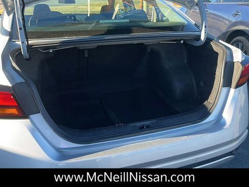 Used 2024 Nissan Altima 2.5 SV image 31