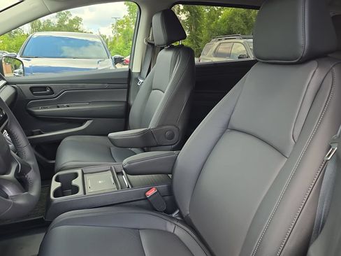 New 2026 Honda Odyssey EX-L image 5