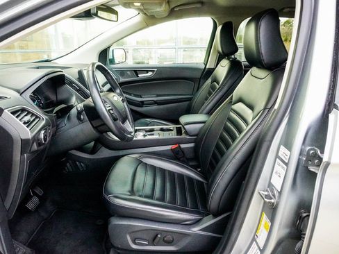 Used 2024 Ford Edge SEL image 32