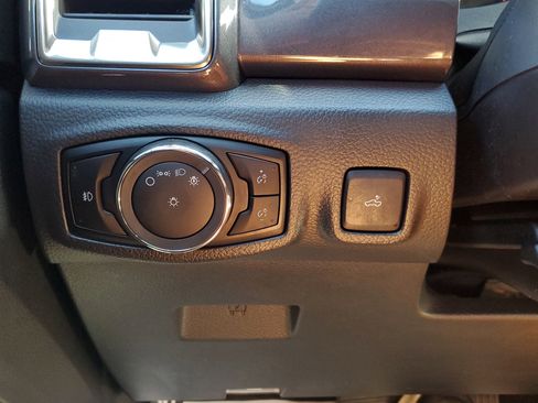 Used 2023 Ford Ranger Lariat w/ Technology Package image 28