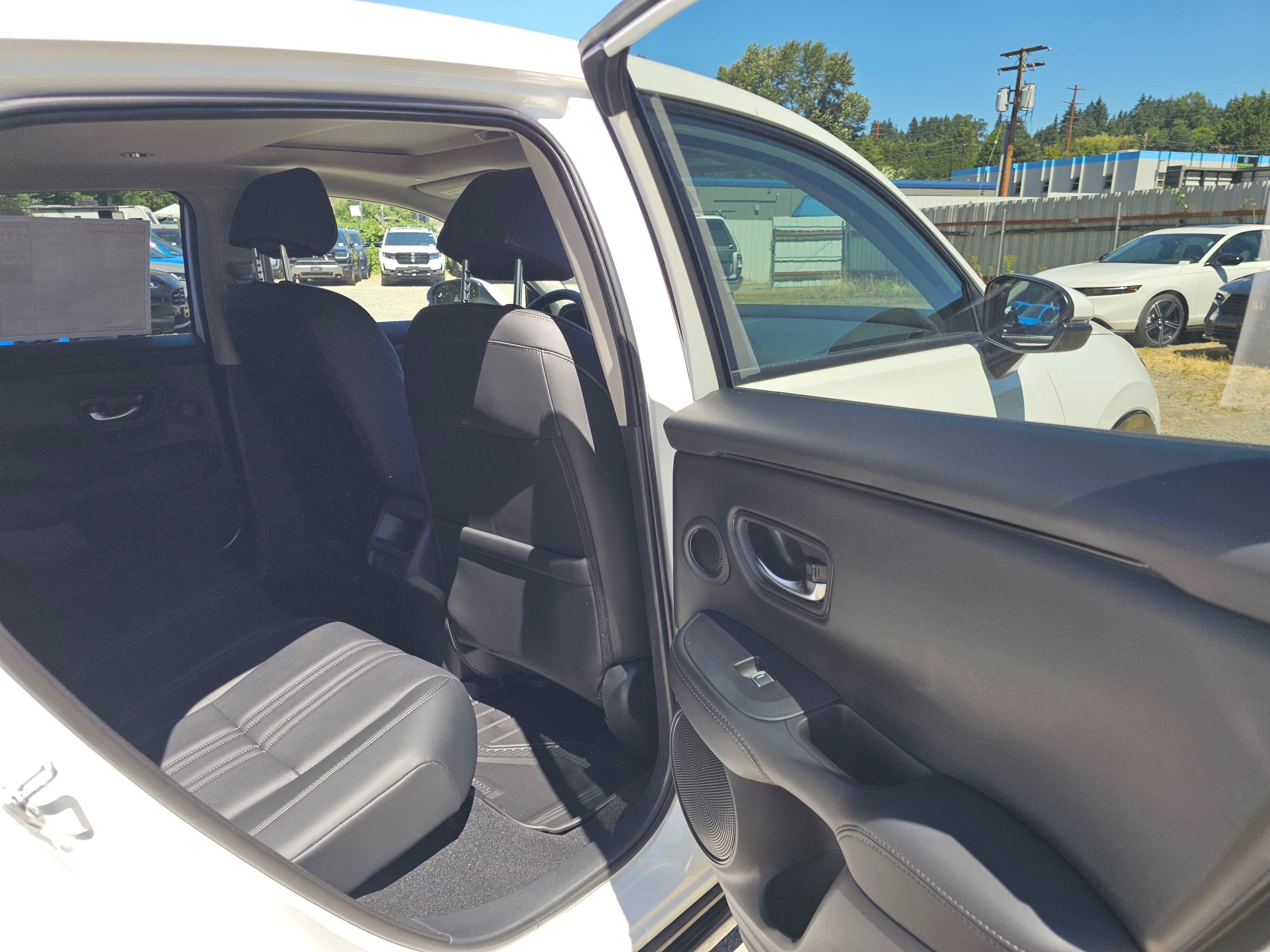 New 2027 Honda HR-V EX-L image 15