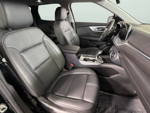 Used 2023 Chevrolet Blazer LT w/ Midnight/Sport Edition FWD image 33