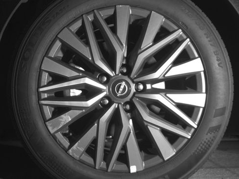 Used 2025 Nissan Altima 2.5 SV FWD image 15