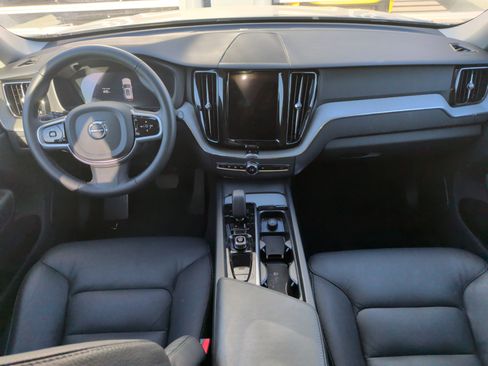 Used 2025 Volvo XC60 B5 Plus w/ Climate Package image 19