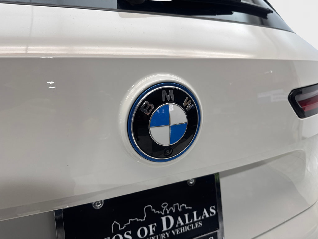Used 2024 BMW iX xDrive50 w/ Convenience Package AWD/4WD image 23