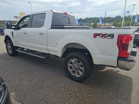Used 2019 Ford F250 Lariat w/ Lariat Ultimate Package AWD/4WD image 6