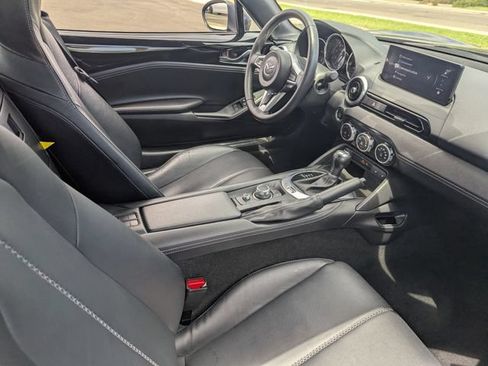 Used 2025 MAZDA MX-5 Miata RF Grand Touring RWD image 11