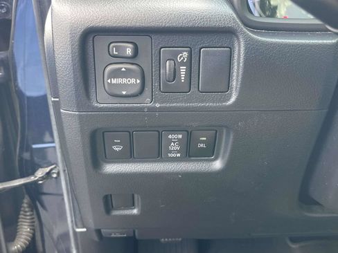 Used 2019 Toyota 4Runner SR5 Premium AWD/4WD image 23