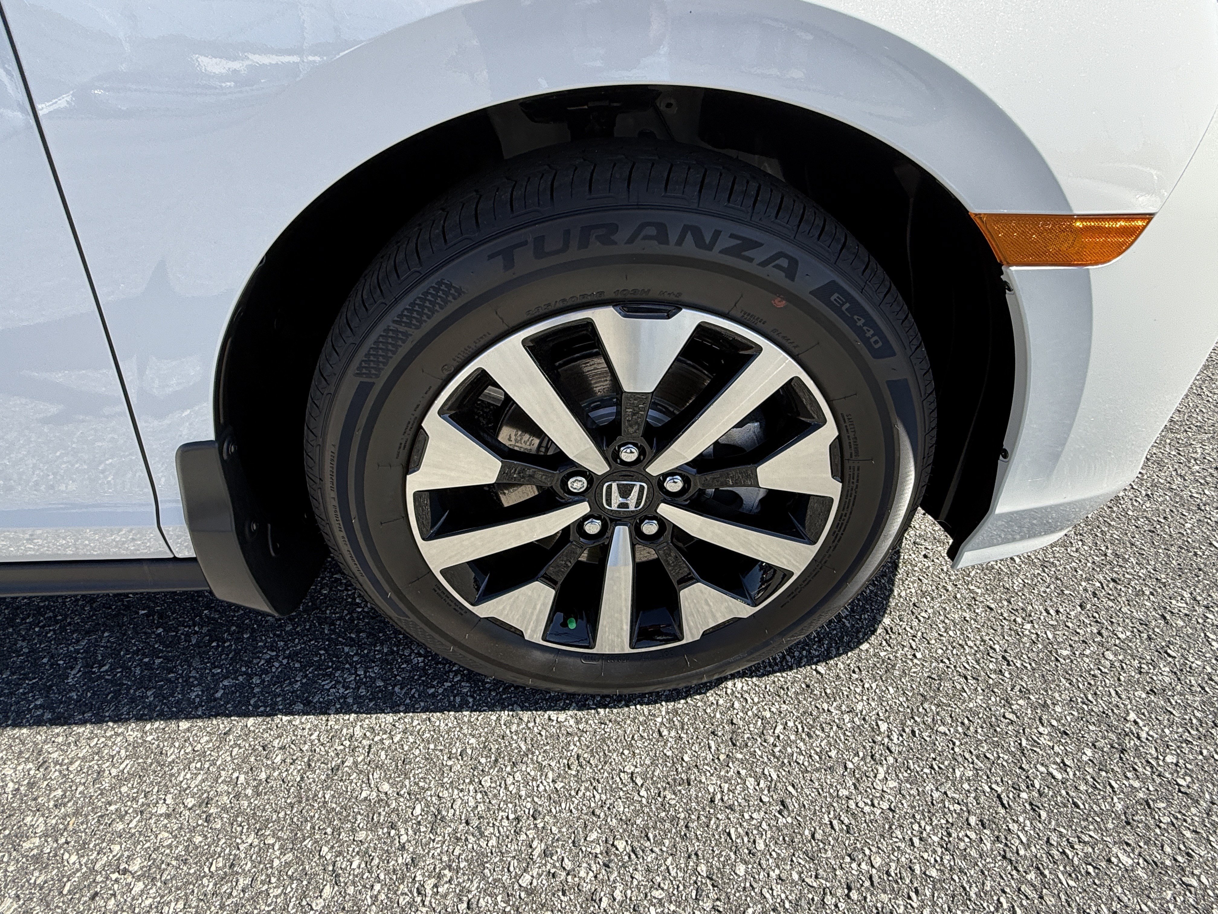 New 2027 Honda Odyssey EX-L image 13