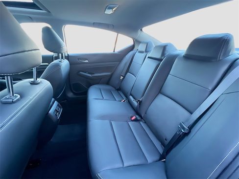 New 2025 Nissan Altima 2.5 SL image 26