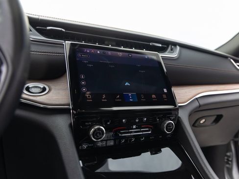 Used 2023 Jeep Grand Cherokee Summit w/ Adv Protech Group IV image 23