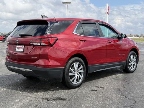 Used 2024 Chevrolet Equinox LT image 6